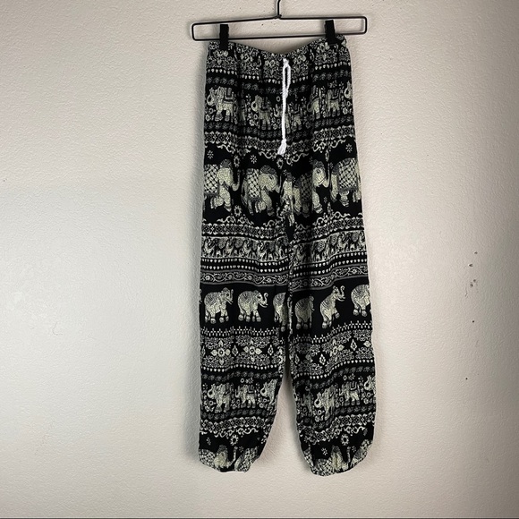 Vintage Elephant Pants Womans - Picture 1 of 7